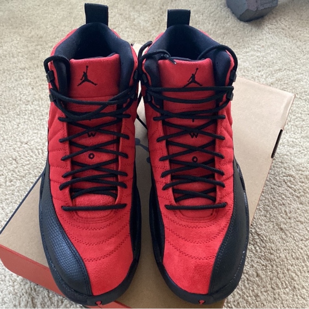 Jordan 12 Retro "Reverse Flu Game" shoe